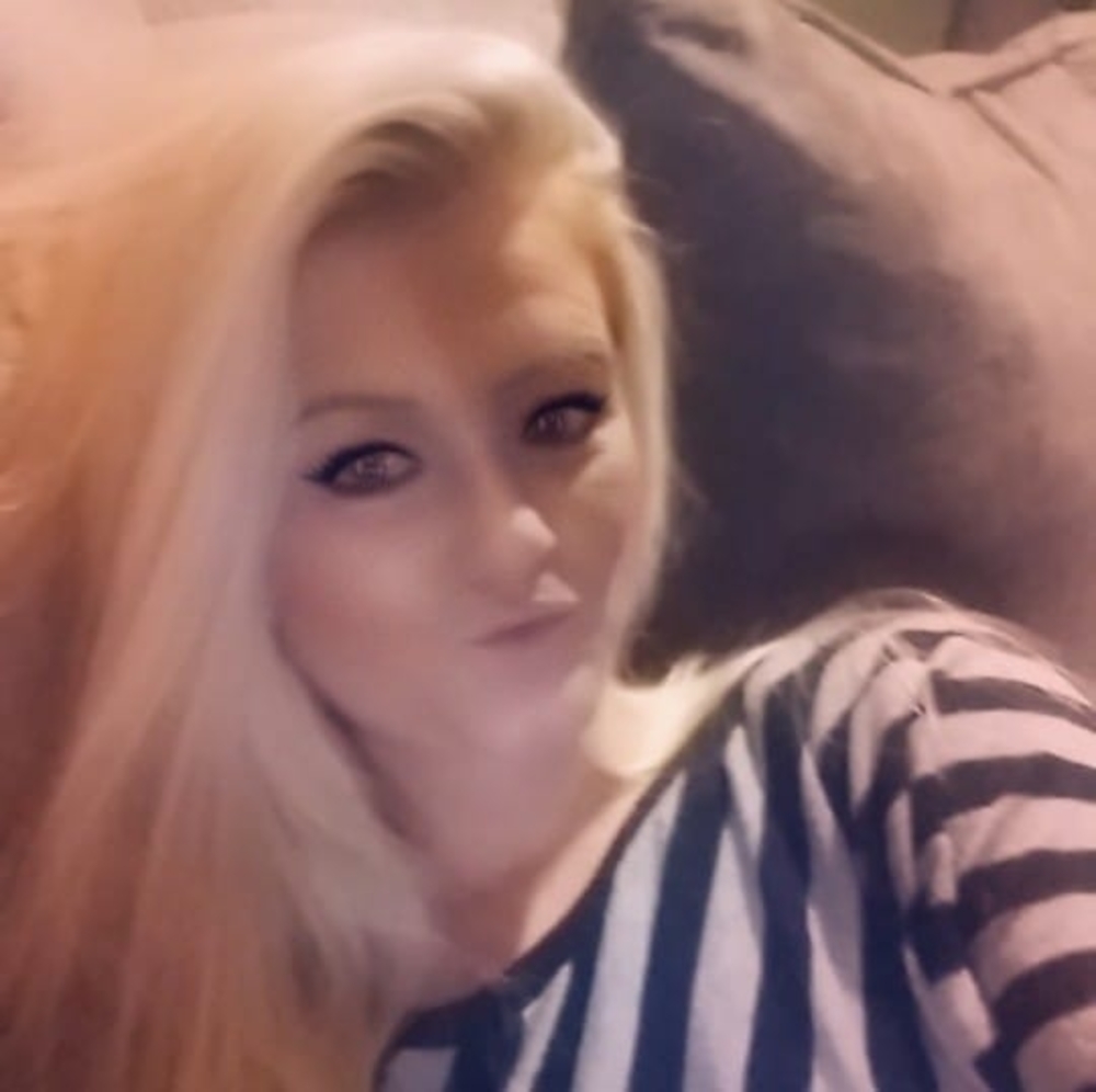 Meet your Posher, Sabrina